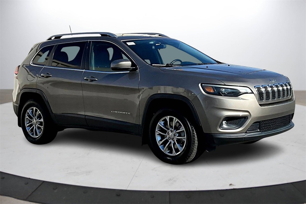 Used 2019 Jeep Cherokee Latitude Plus