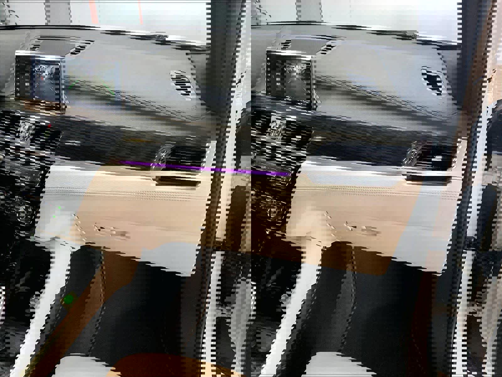 Used 2020 BMW X2 sDrive28i w/ Convenience Package image 16