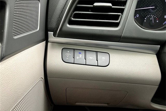 Used 2019 Hyundai Elantra SEL image 26