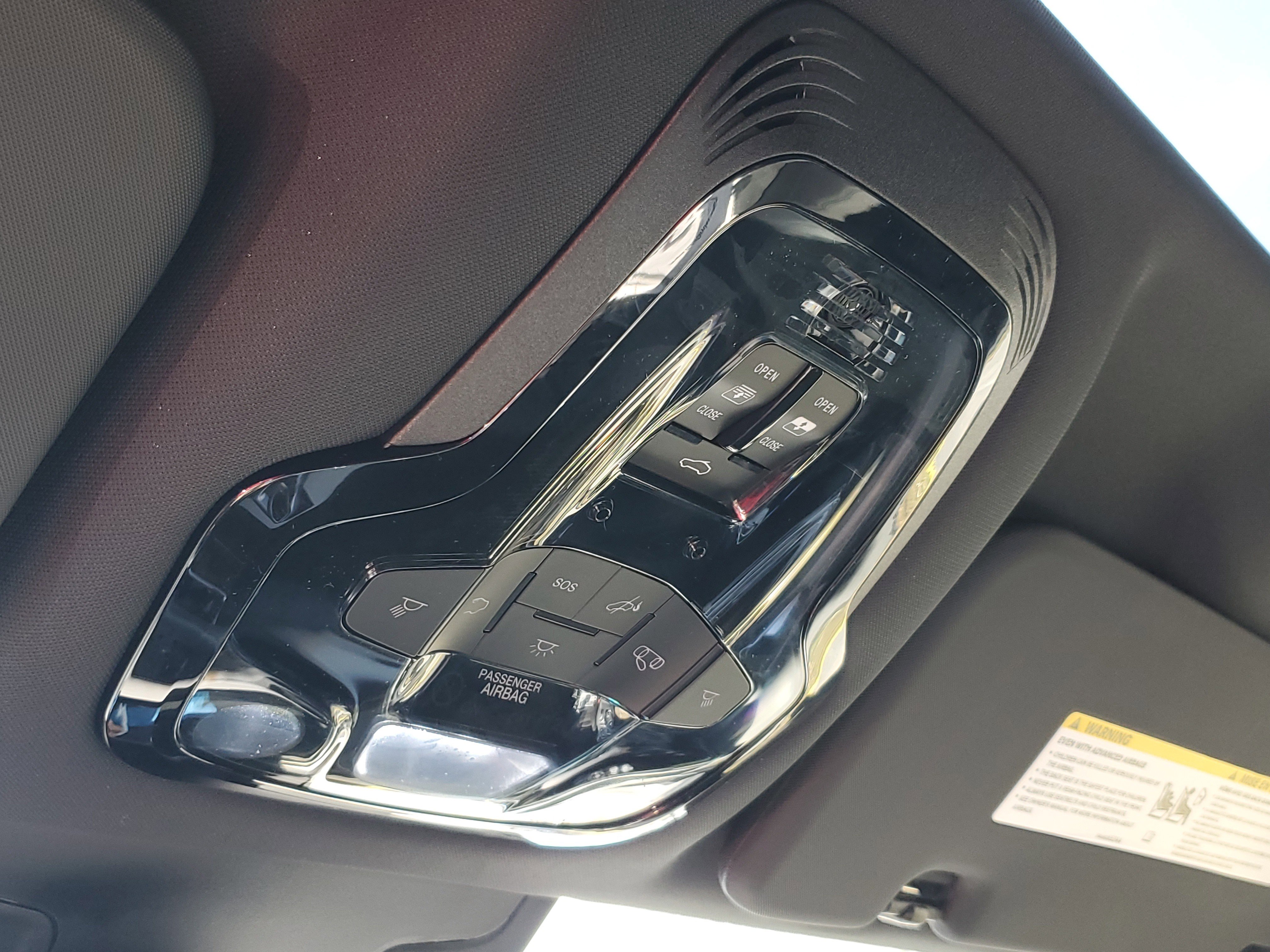 Used 2024 Alfa Romeo Stelvio Veloce image 21