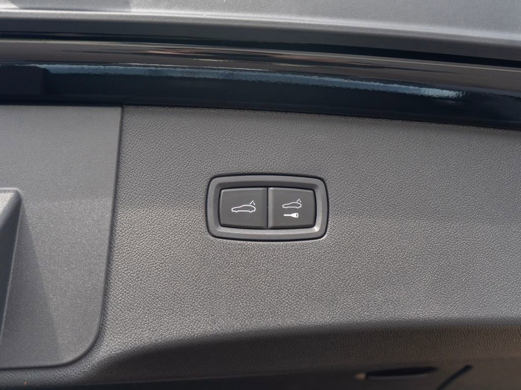 New 2026 Porsche Cayenne Turbo GT image 36