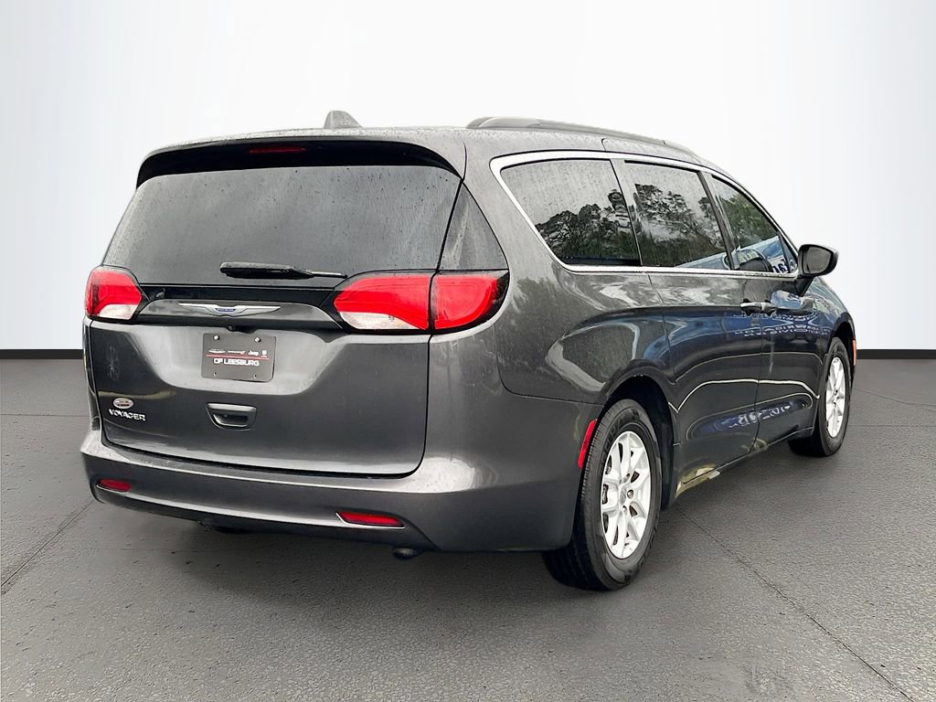 Certified 2020 Chrysler Voyager Lxi image 7