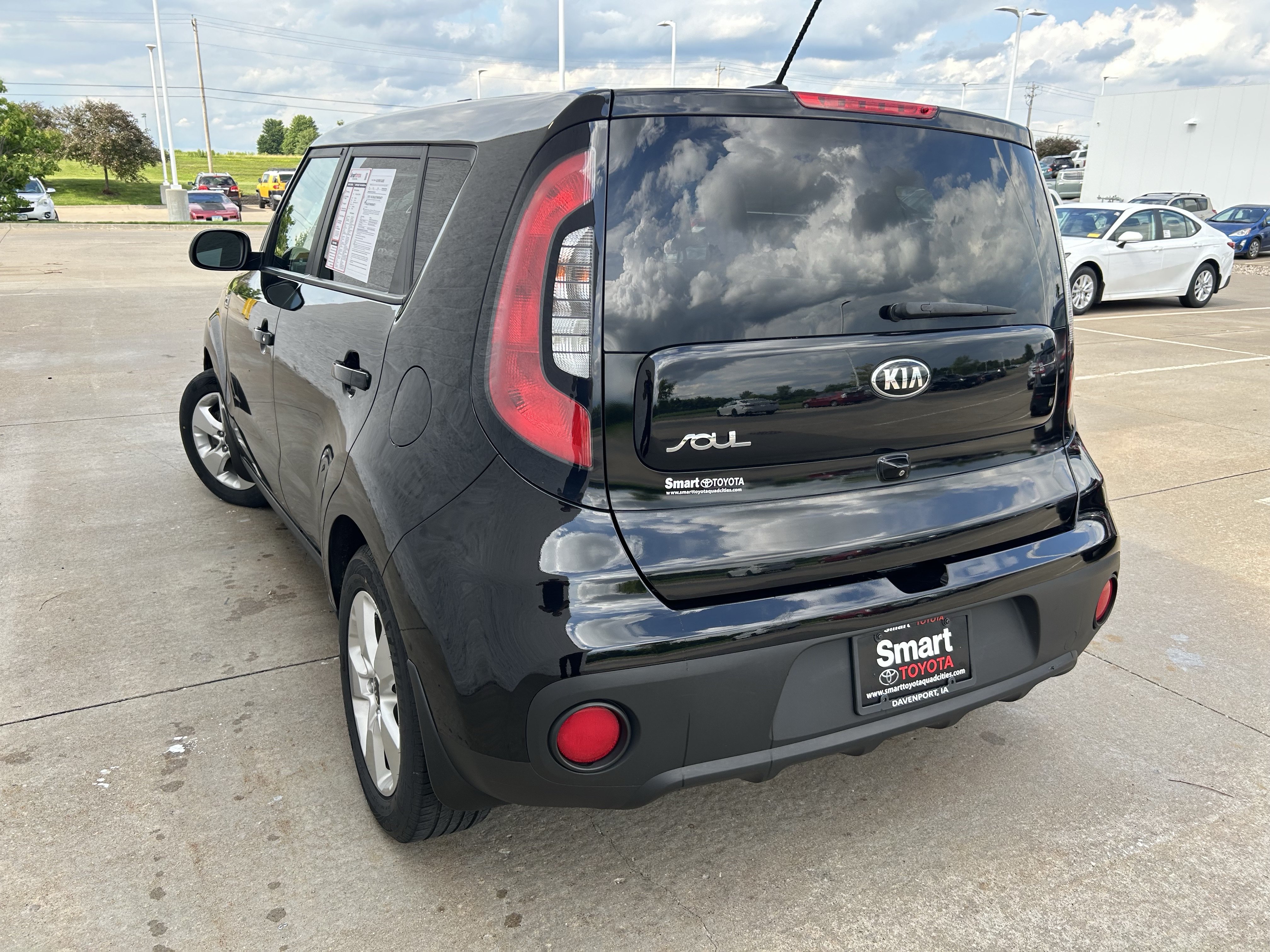 Used 2018 Kia Soul w/ Convenience Package FWD image 4