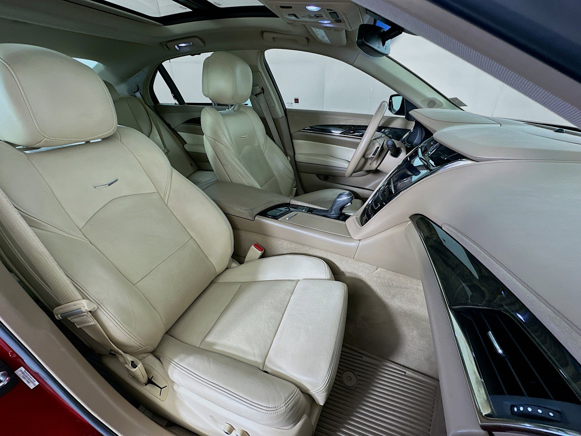 Used 2014 Cadillac CTS Premium RWD image 32