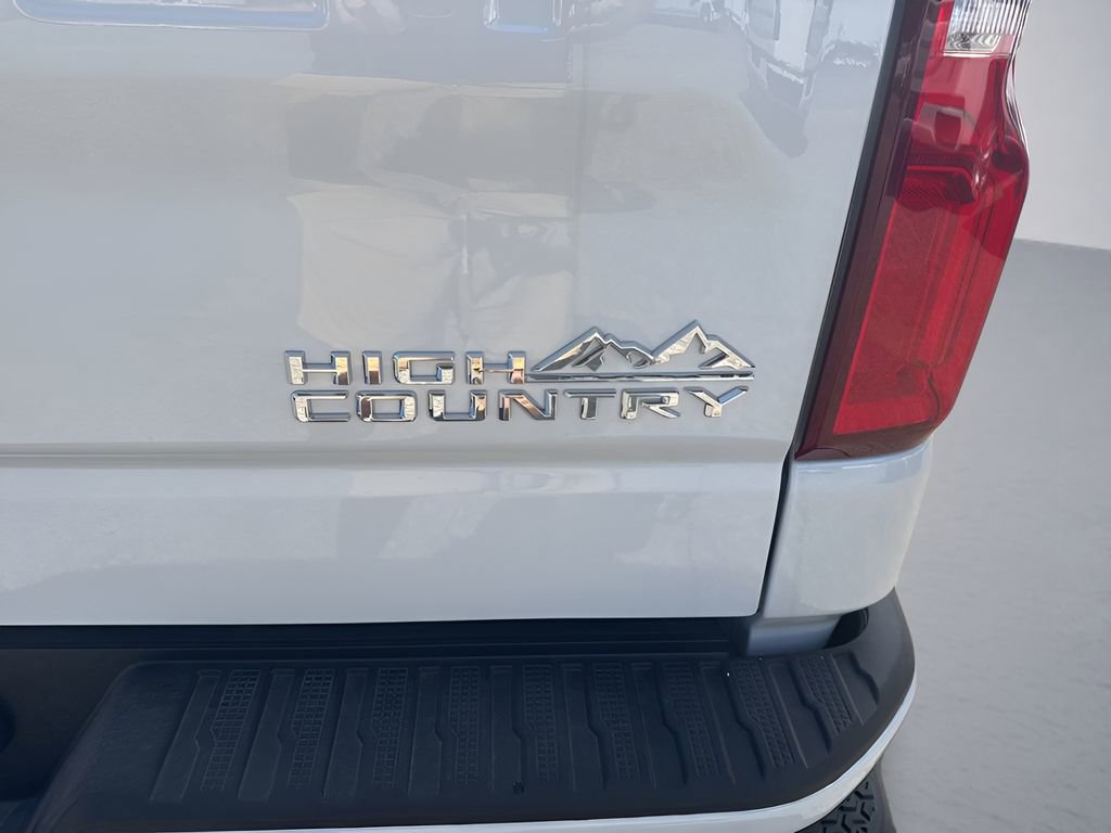 New 2026 Chevrolet Silverado 1500 High Country w/ Technology Package AWD/4WD image 36