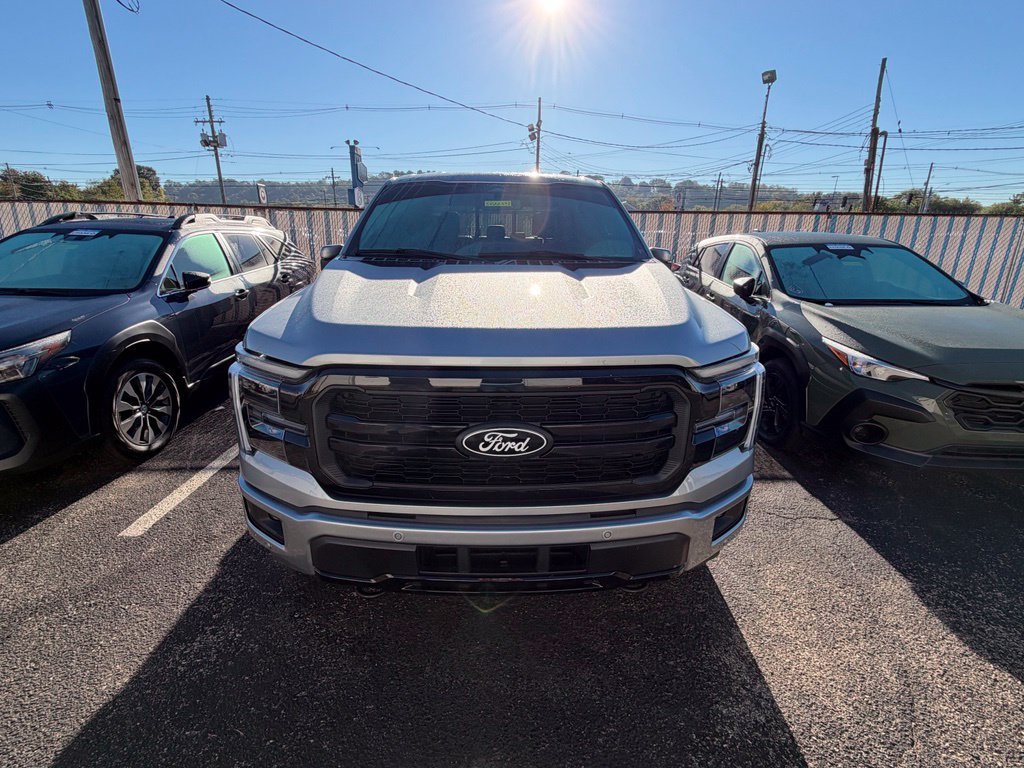 Used 2025 Ford F150 Lariat w/ Equipment Group 501A Mid AWD/4WD image 4