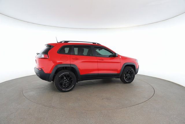 Used 2019 Jeep Cherokee Trailhawk w/ Cold Weather Group image 20