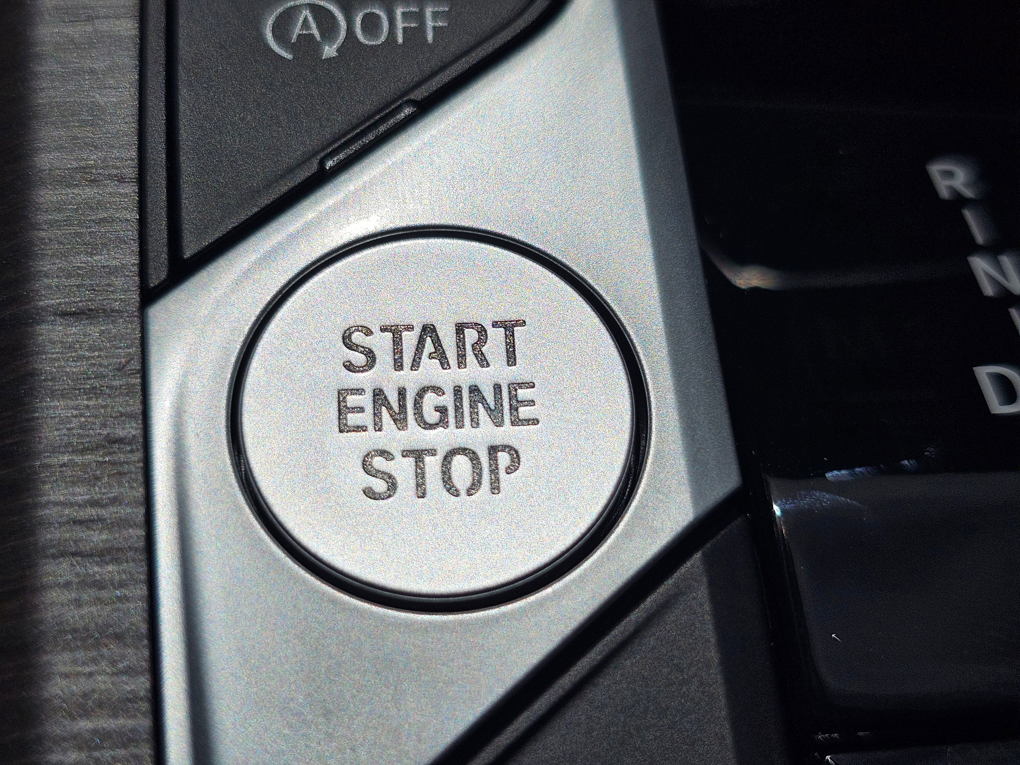 New 2025 BMW 330i xDrive Sedan w/ Premium Package image 21