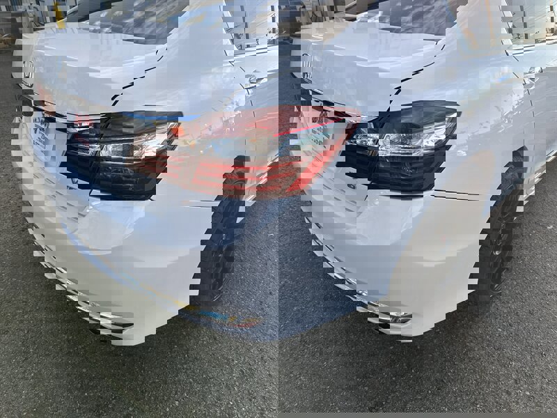 Used 2017 Honda Accord EX-L image 8