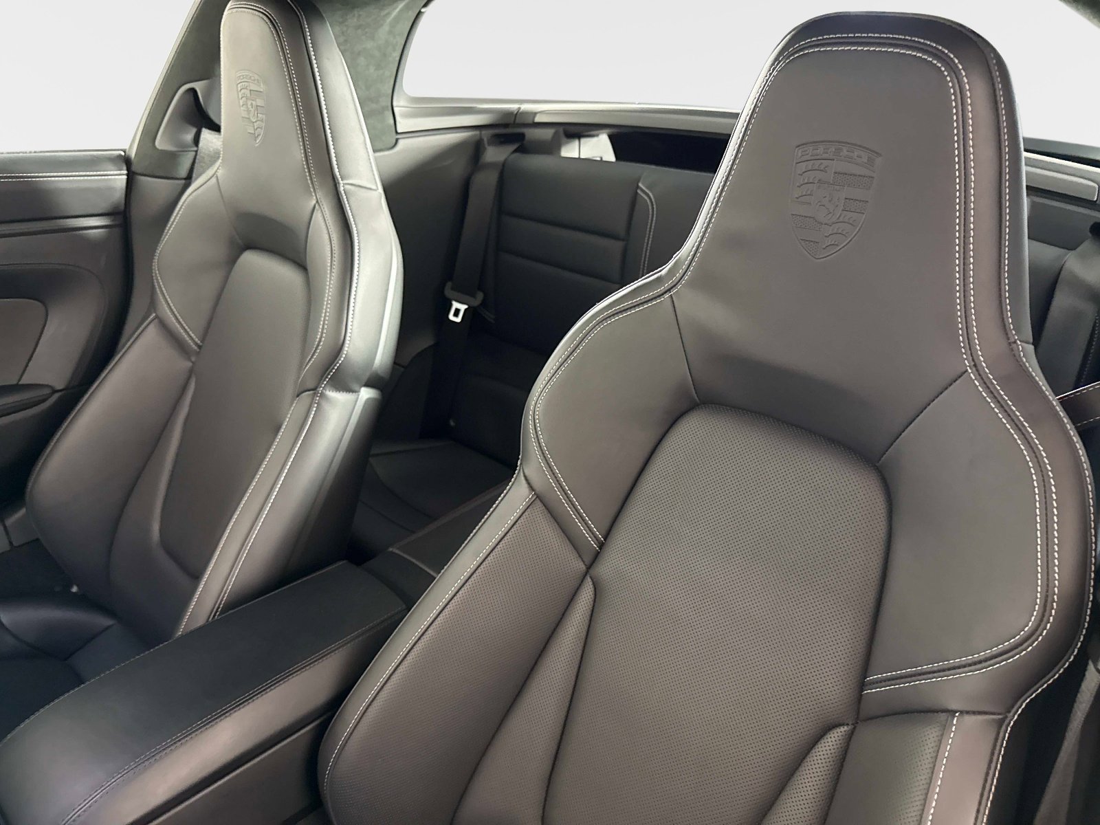 Used 2025 Porsche 911 Targa 4 GTS image 38