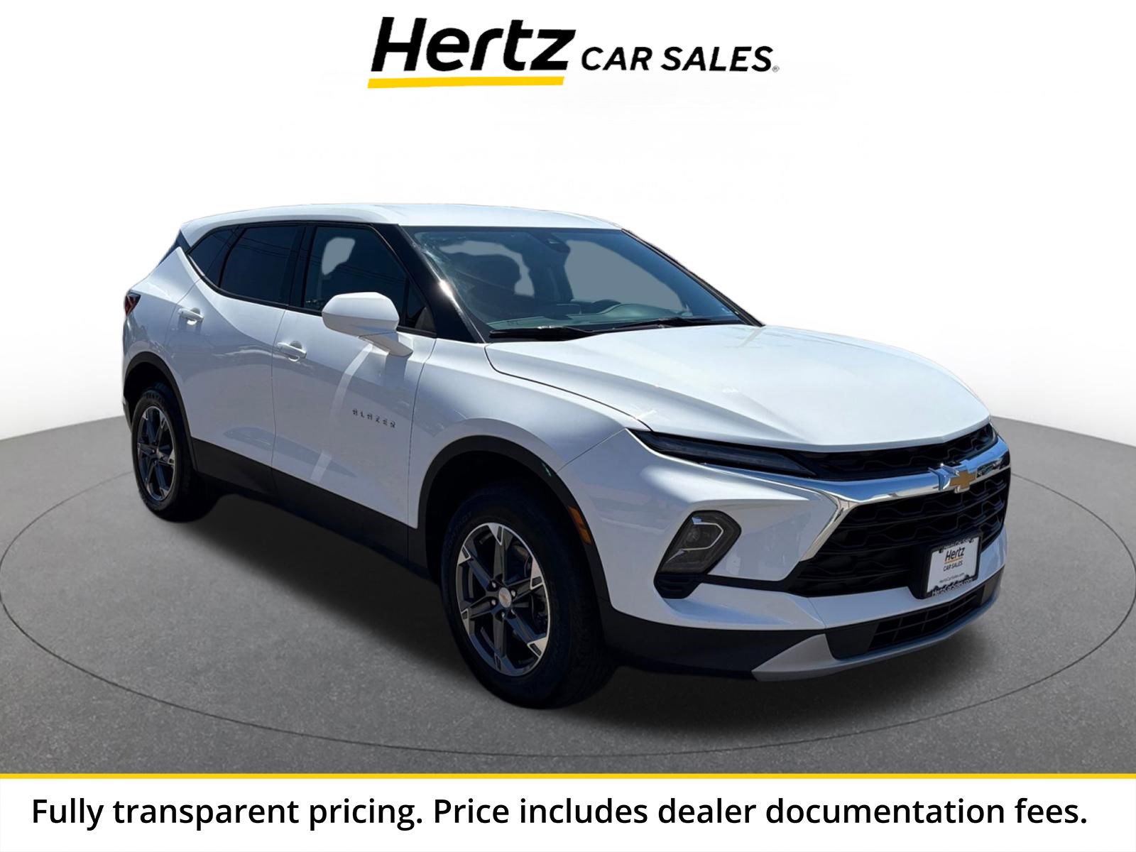 Used 2025 Chevrolet Blazer LT FWD image 1