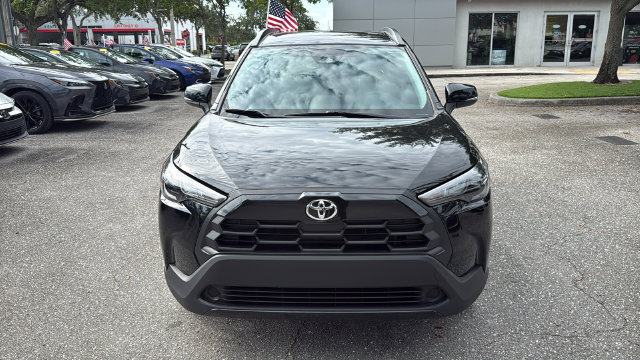Used 2026 Toyota Corolla Cross LE FWD image 2