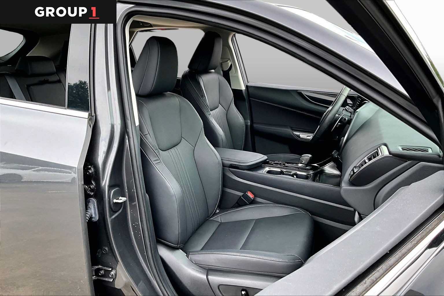 Used 2025 Lexus NX 250 FWD w/ Accessory Package (2T) image 8