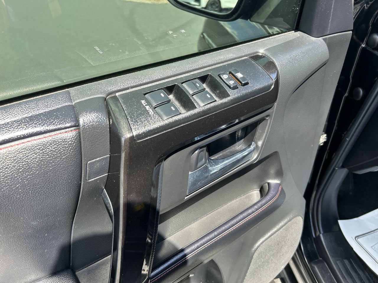 Used 2021 Toyota 4Runner TRD Off-Road Premium w/ Moonroof Package AWD/4WD image 20