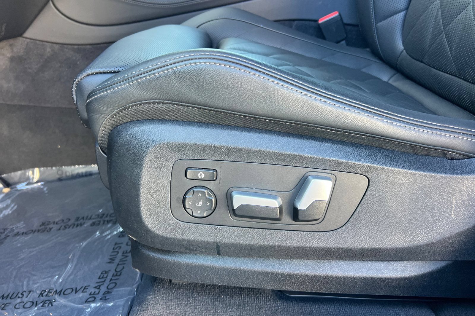 Used 2026 BMW X5 xDrive40i AWD/4WD image 12