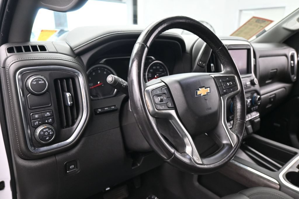 Used 2022 Chevrolet Silverado 1500 LTZ w/ Technology Package RWD image 15