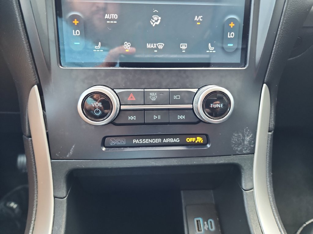 Used 2024 Ford Edge SEL AWD/4WD image 29