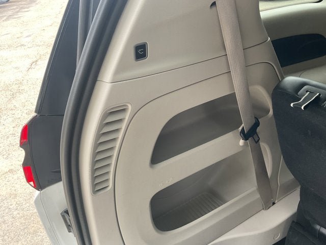 Used 2024 Chrysler Pacifica Touring-L image 41