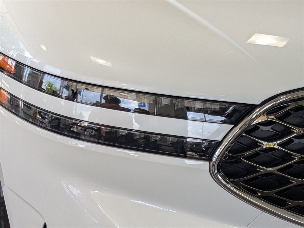 New 2025 Genesis G90 3.5T image 9