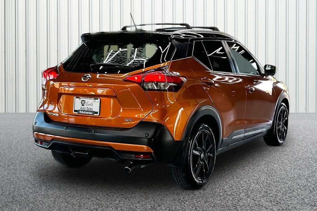 Used 2020 Nissan Kicks SR w/ Exterior Package FWD image 6