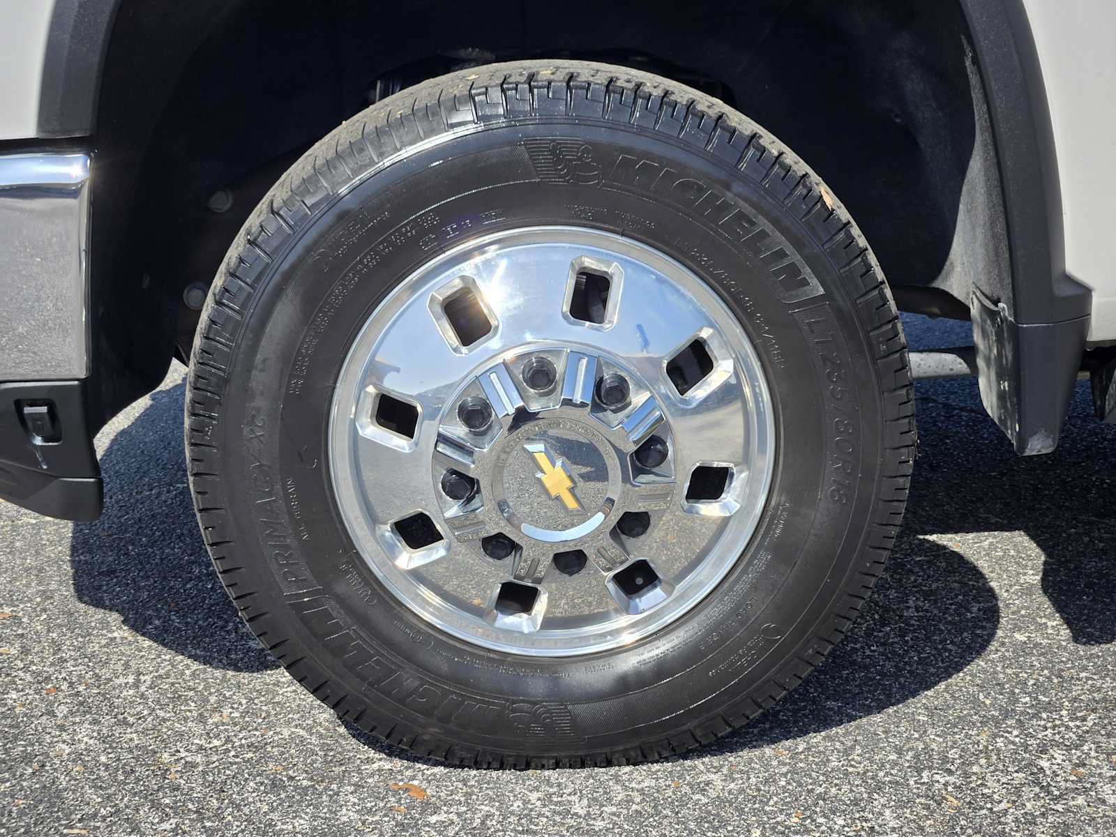 Certified 2024 Chevrolet Silverado 3500 LTZ w/ LTZ Convenience Package AWD/4WD image 12