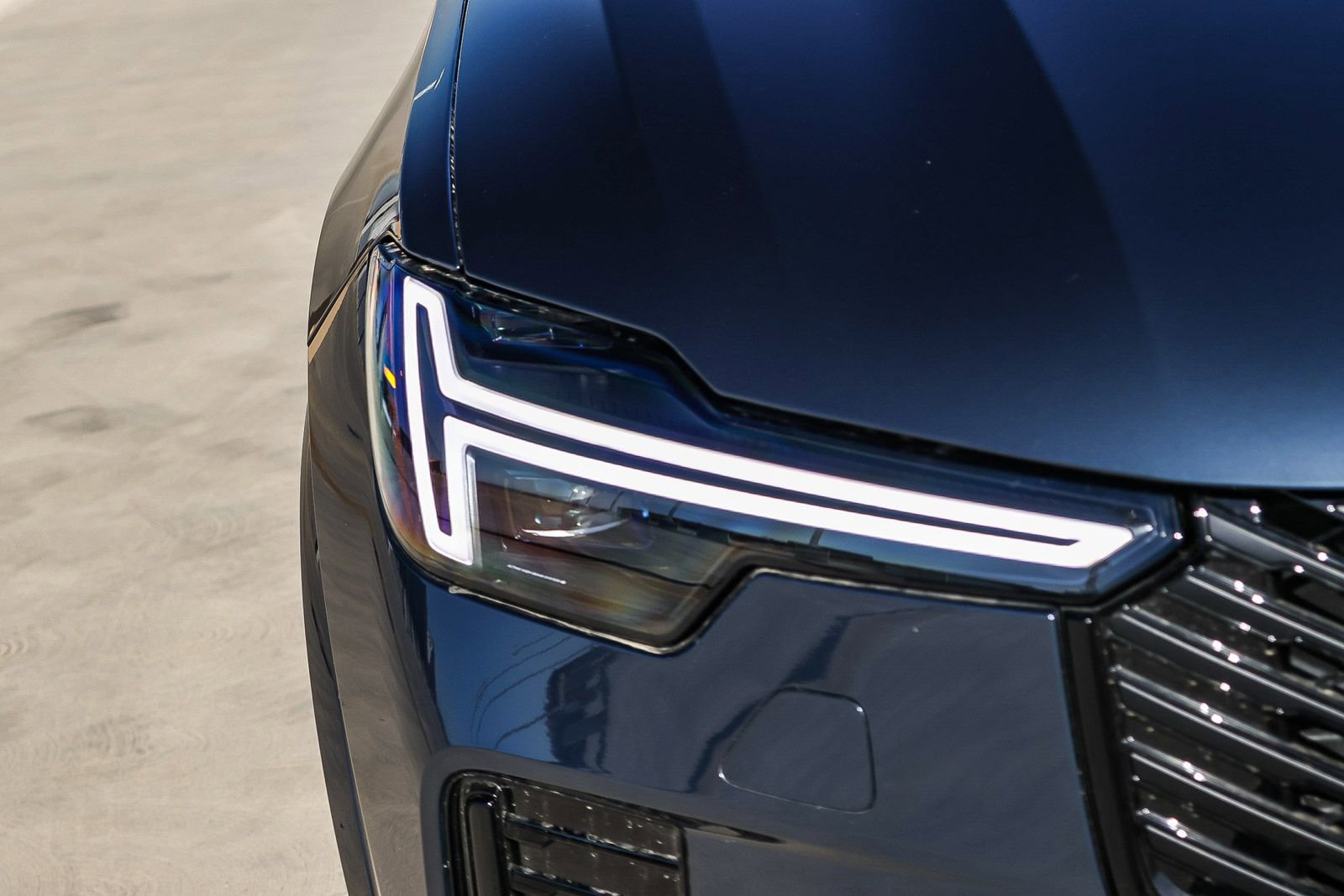 New 2026 Volvo XC90 B6 Ultra w/ Protection Package image 17