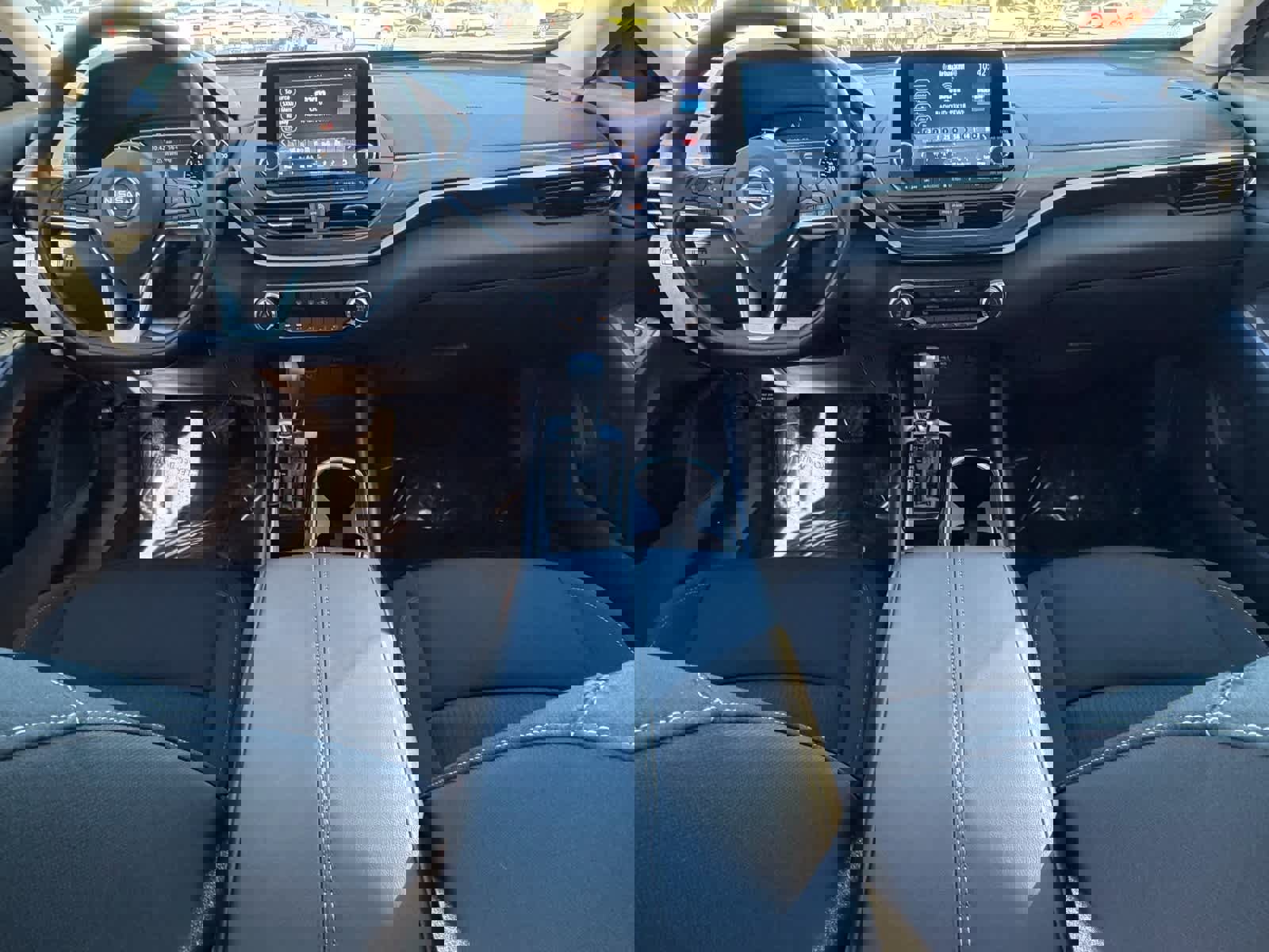 Used 2024 Nissan Altima 2.5 SV image 16