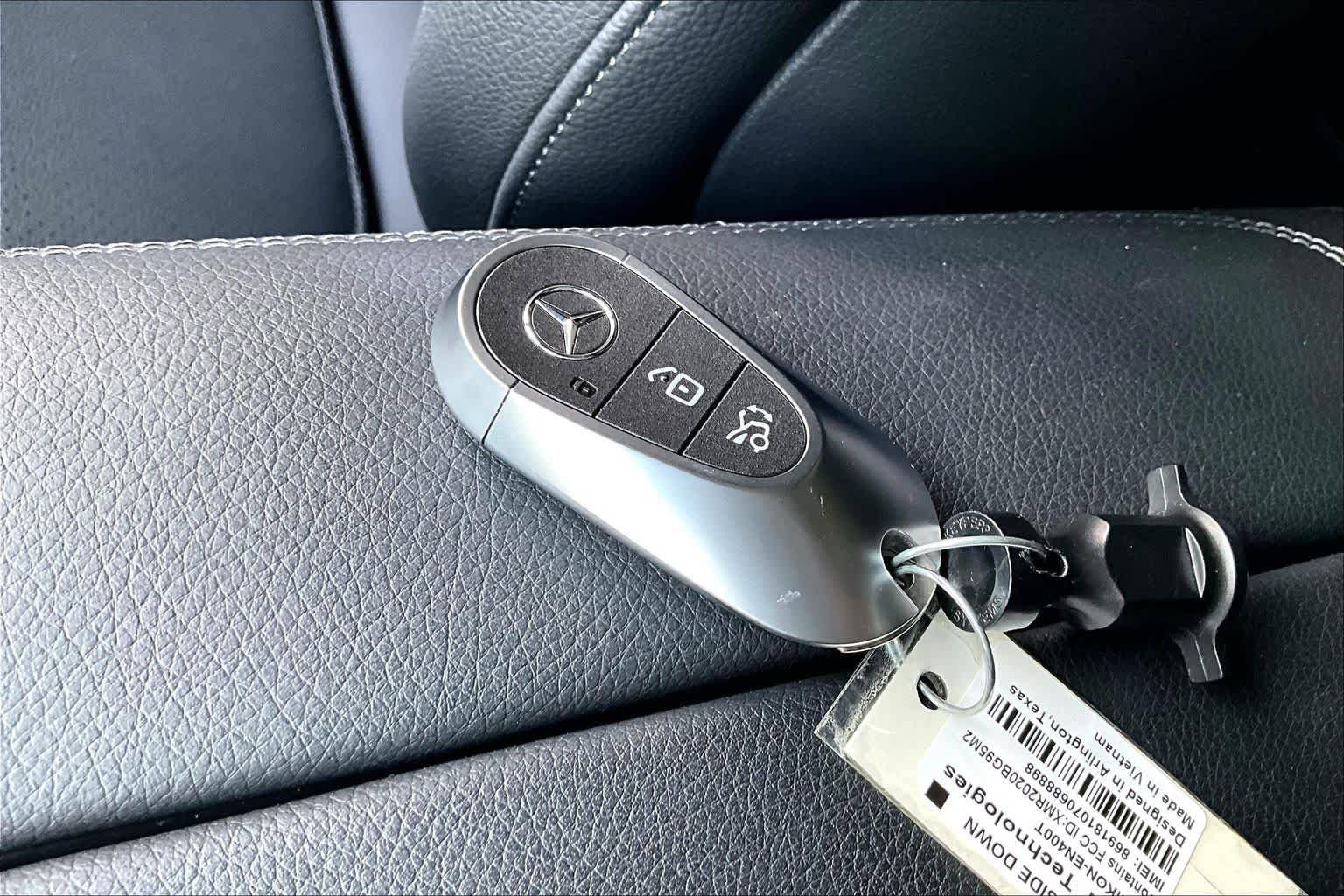 Used 2026 Mercedes-Benz GLC 300 image 14