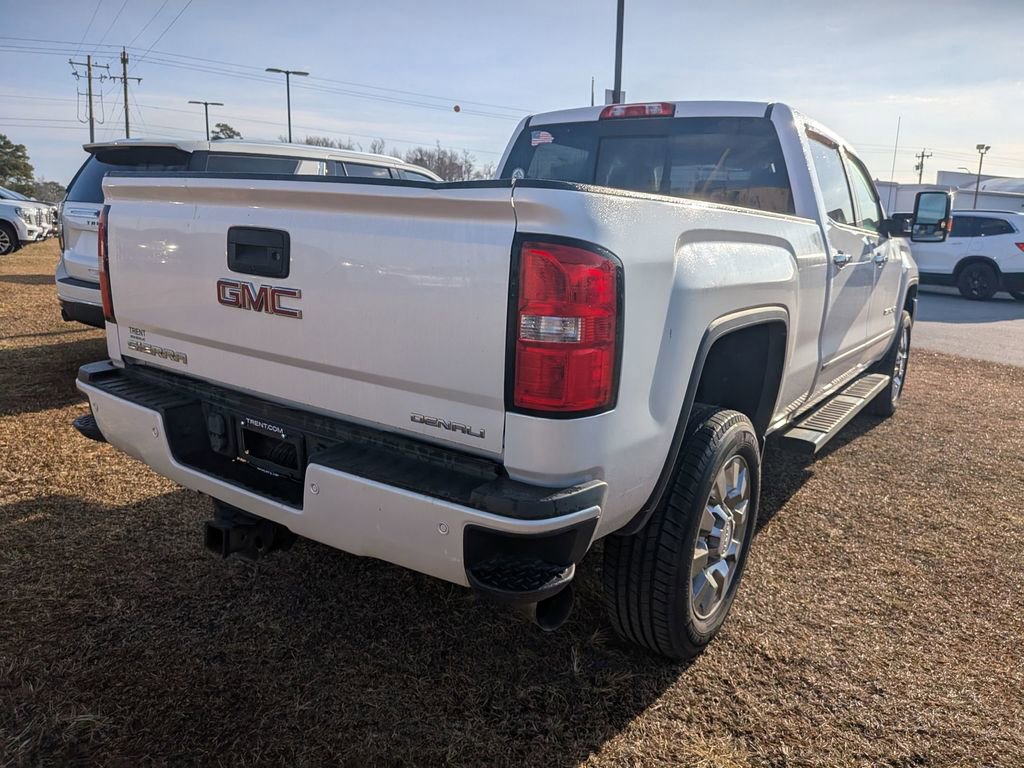 Used 2018 GMC Sierra 2500 Denali w/ Duramax Plus Package image 10