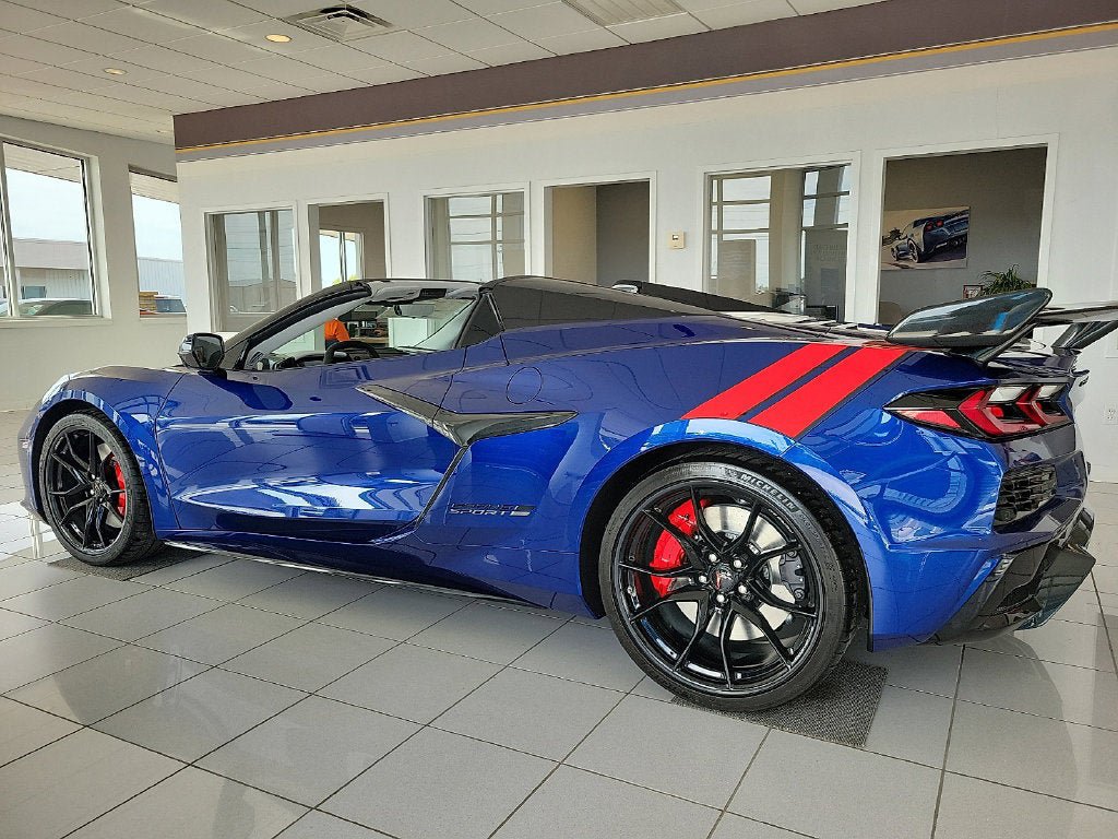 New 2027 Chevrolet Corvette Grand Sport w/ Z52 Sport Performance Package RWD image 3