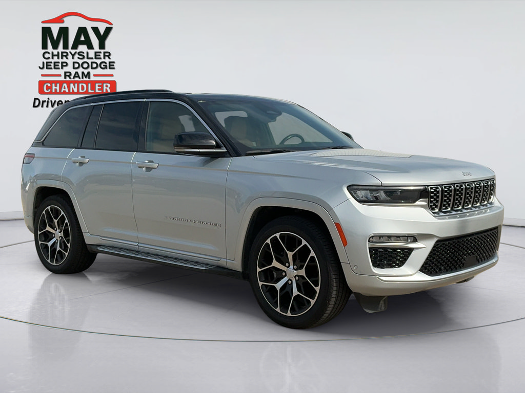 Used 2024 Jeep Grand Cherokee Summit AWD/4WD image 1