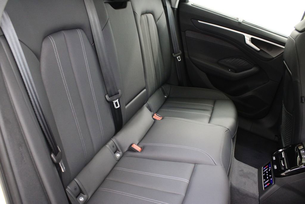 New 2026 Audi A6 Premium Plus AWD/4WD image 20