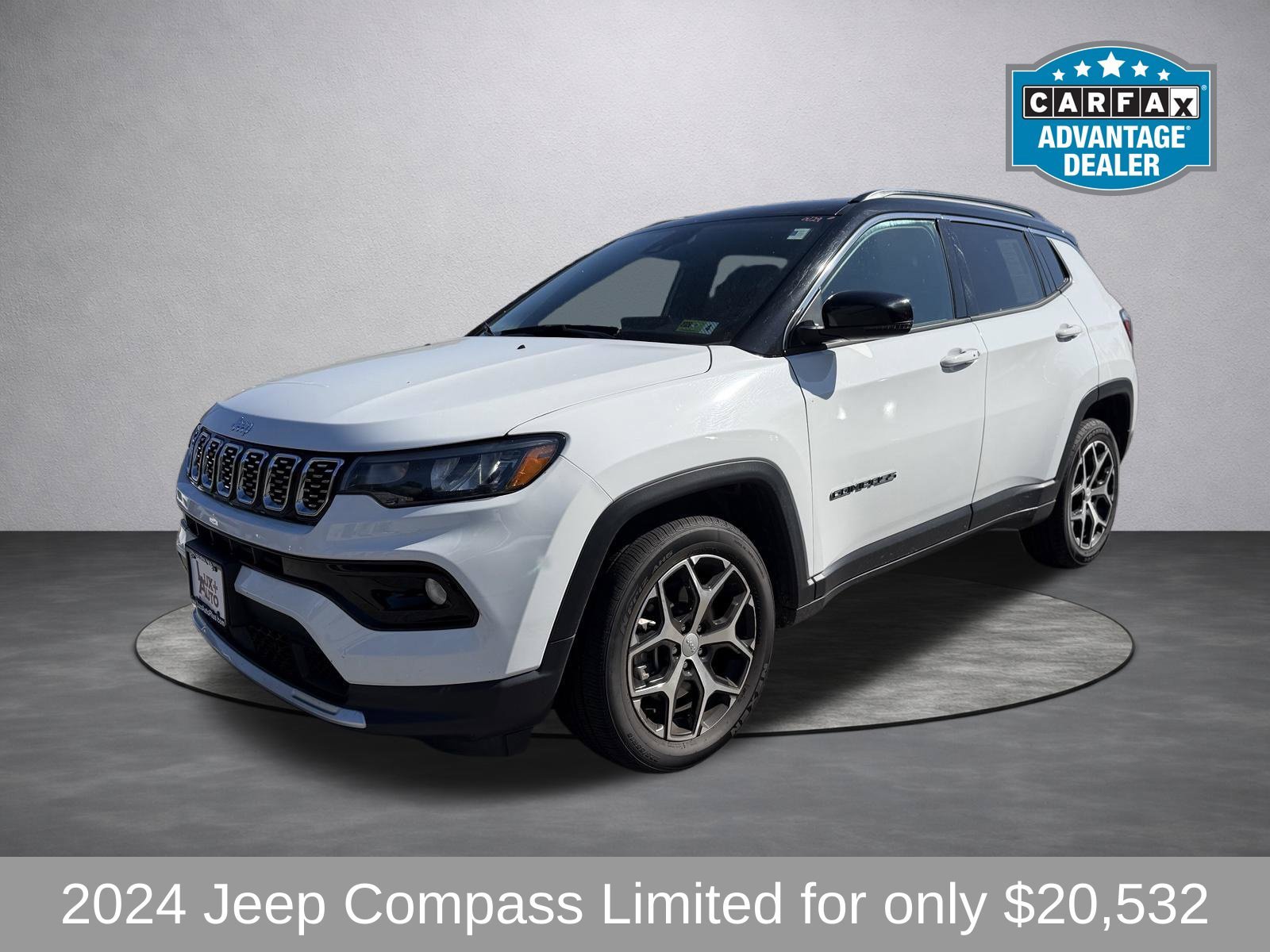 Used 2024 Jeep Compass Limited AWD/4WD image 5