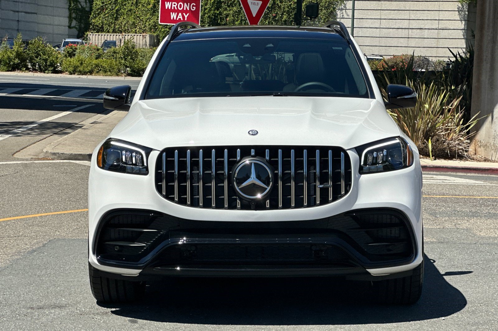 New 2026 Mercedes-Benz GLS 63 AMG 4MATIC image 6