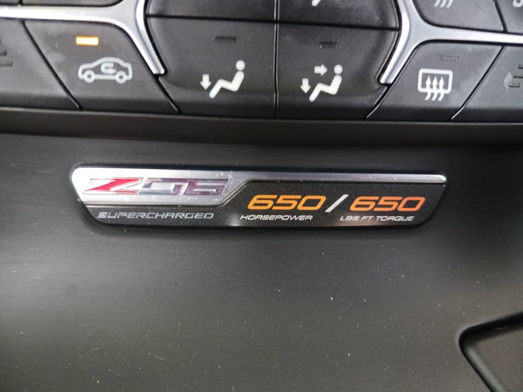 Used 2015 Chevrolet Corvette Z06 w/ 2LZ Preferred Equipment Group RWD image 36