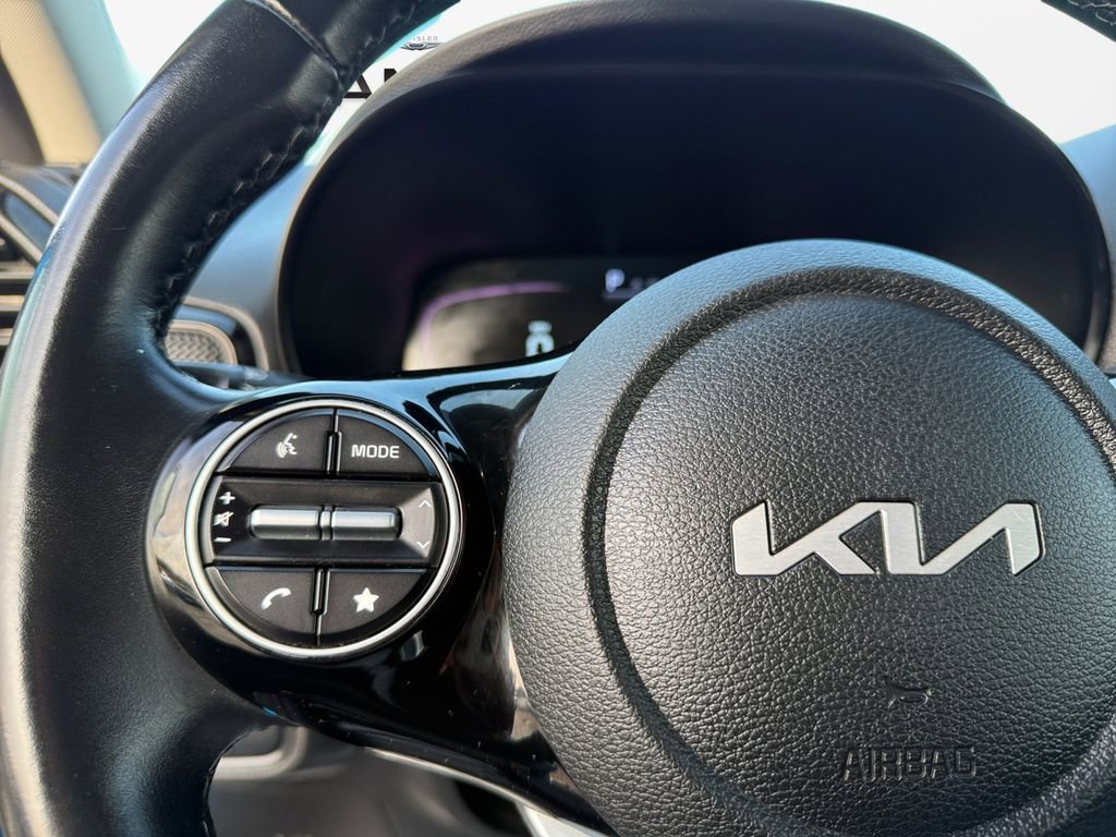 Certified 2023 Kia Soul EX image 25