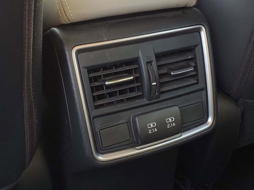 Used 2021 Subaru Forester Limited image 39