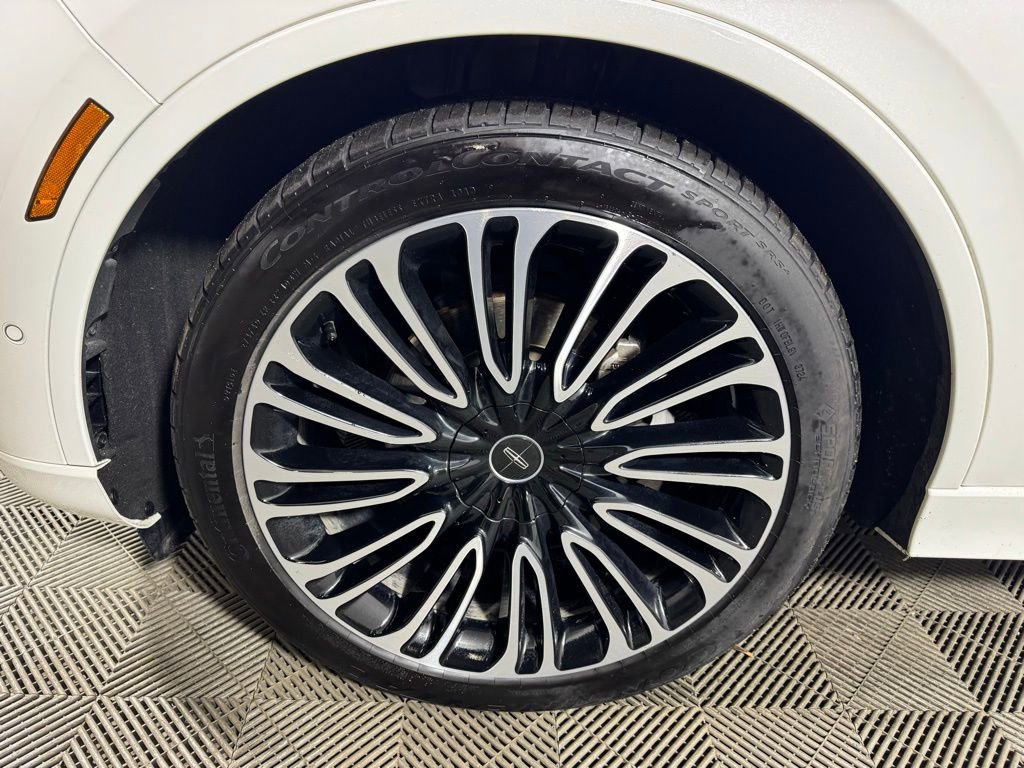 Certified 2020 Lincoln Aviator Black Label w/ Dynamic Handling Package image 10