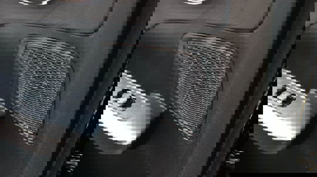 Certified 2025 Mercedes-Benz C 300 Sedan image 31