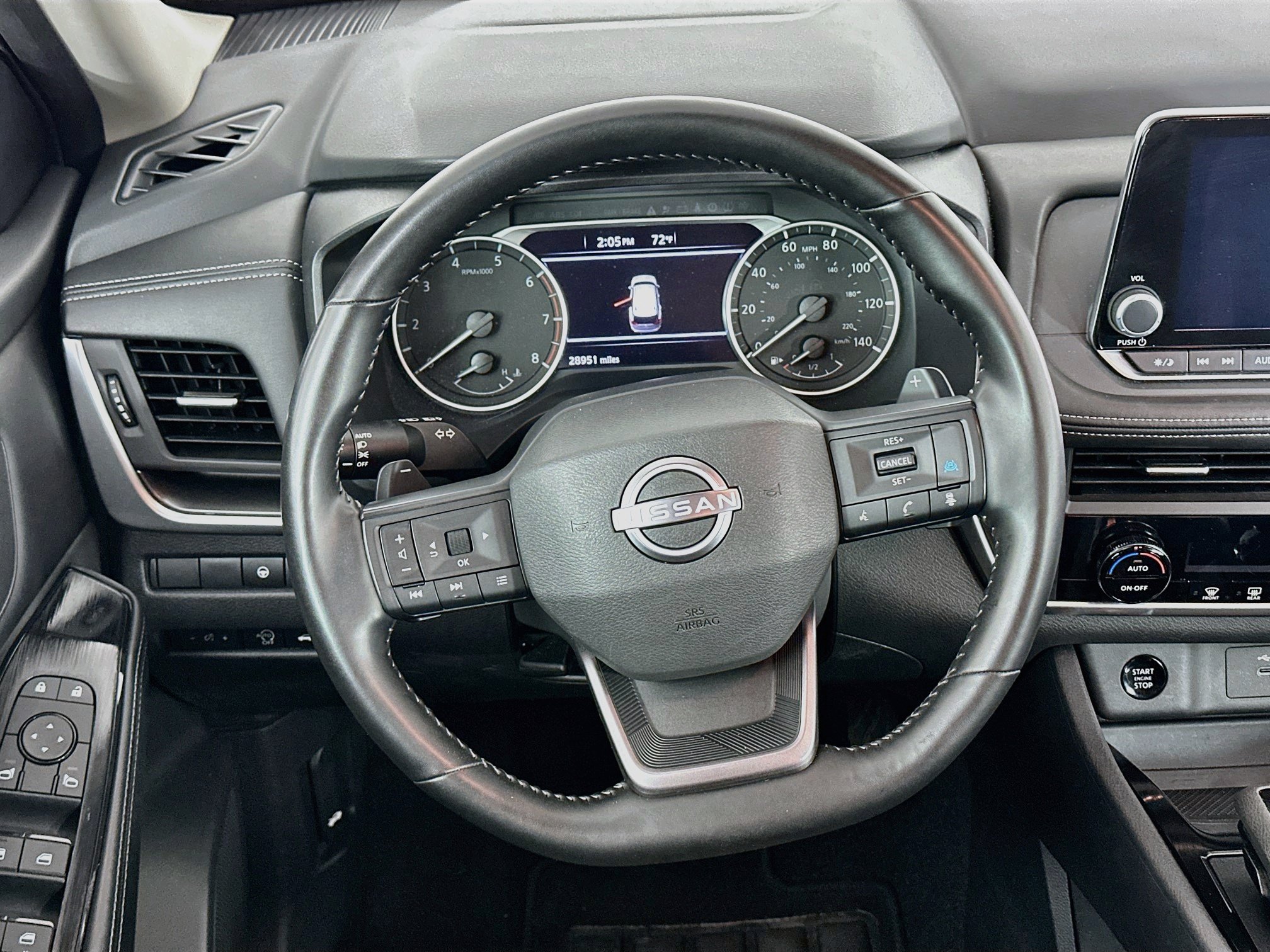 Used 2025 Nissan Rogue SV AWD/4WD image 18