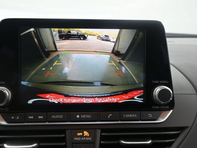 Used 2025 Nissan Altima 2.5 S FWD image 12