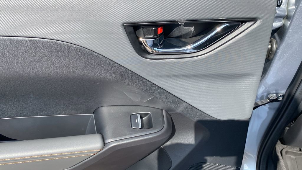 Used 2025 Subaru Crosstrek 2.5i Limited w/ Crosstrek Mirror Package image 13