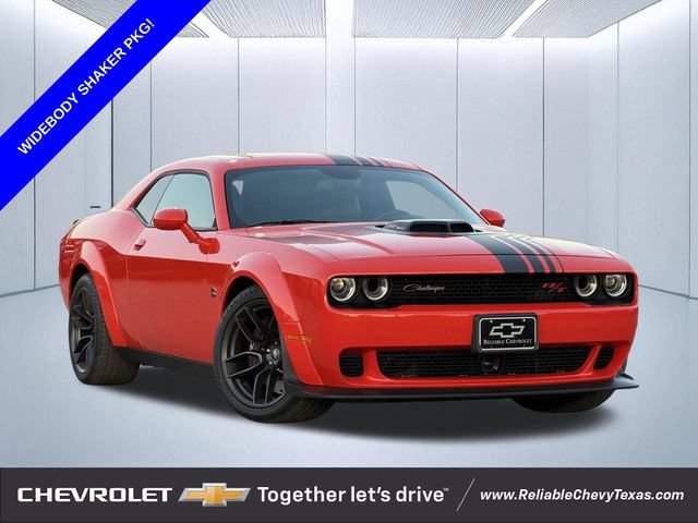 Used 2022 Dodge Challenger R/T Scat Pack RWD image 1