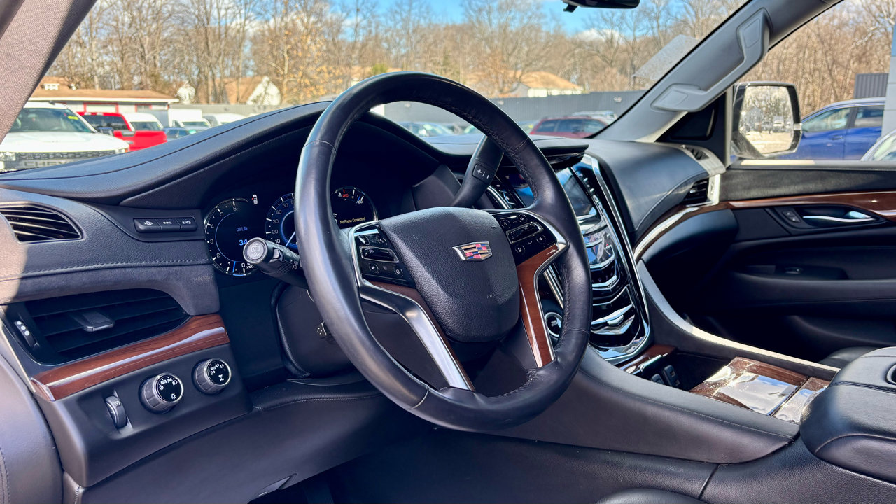 Used 2017 Cadillac Escalade Luxury image 21