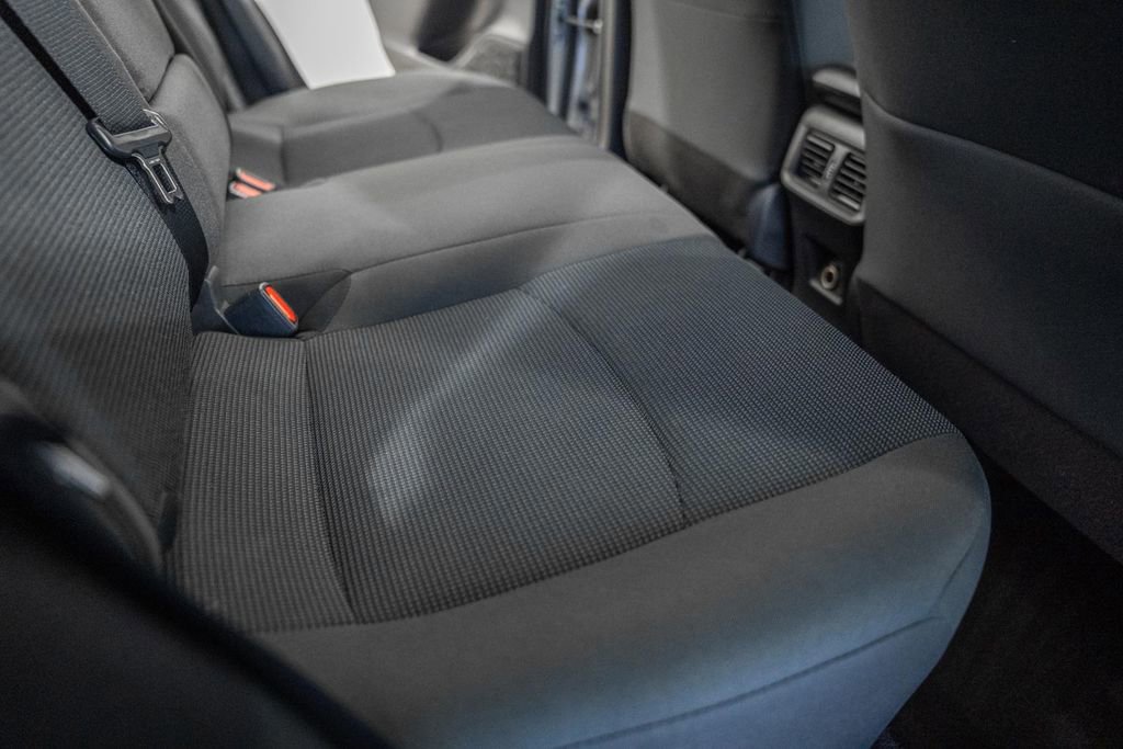 Used 2025 Toyota RAV4 LE image 29