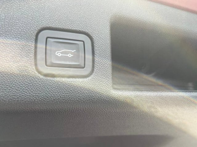 Used 2019 Chevrolet Equinox Premier AWD/4WD image 21