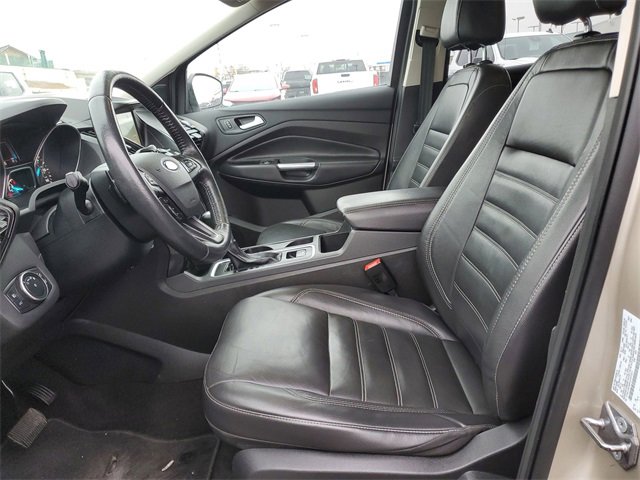Used 2017 Ford Escape Titanium image 18