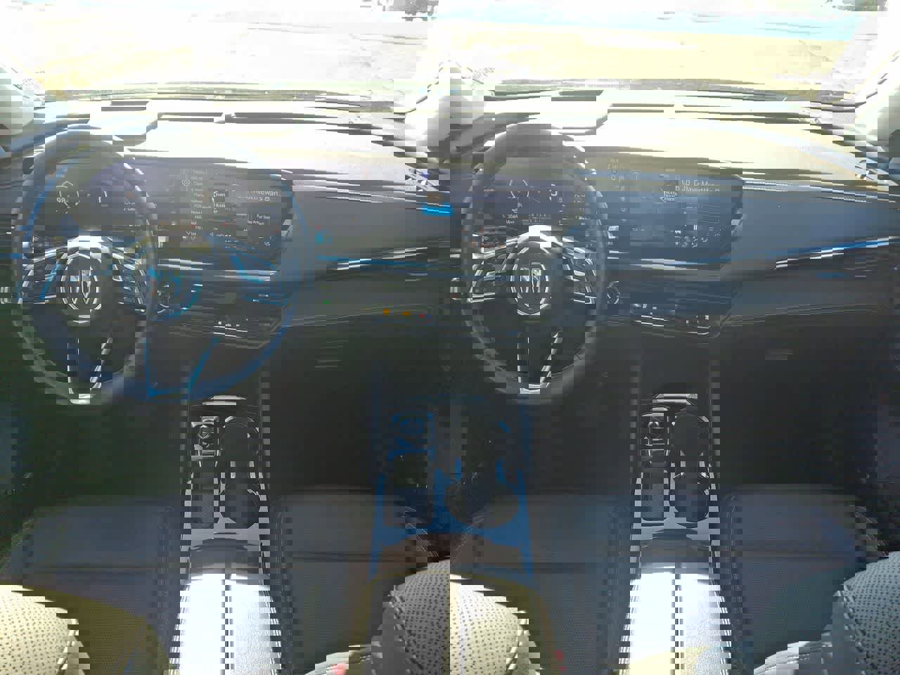 Used 2024 Buick Envision Preferred image 10