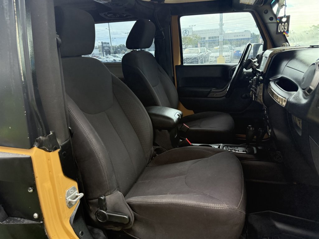Used 2014 Jeep Wrangler Sport w/ Quick Order Package 24S AWD/4WD image 13