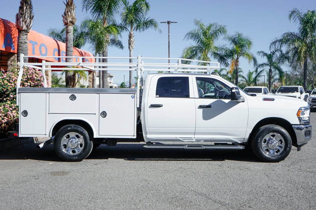 Used 2024 RAM 2500 Tradesman w/ Chrome Appearance Group RWD image 10